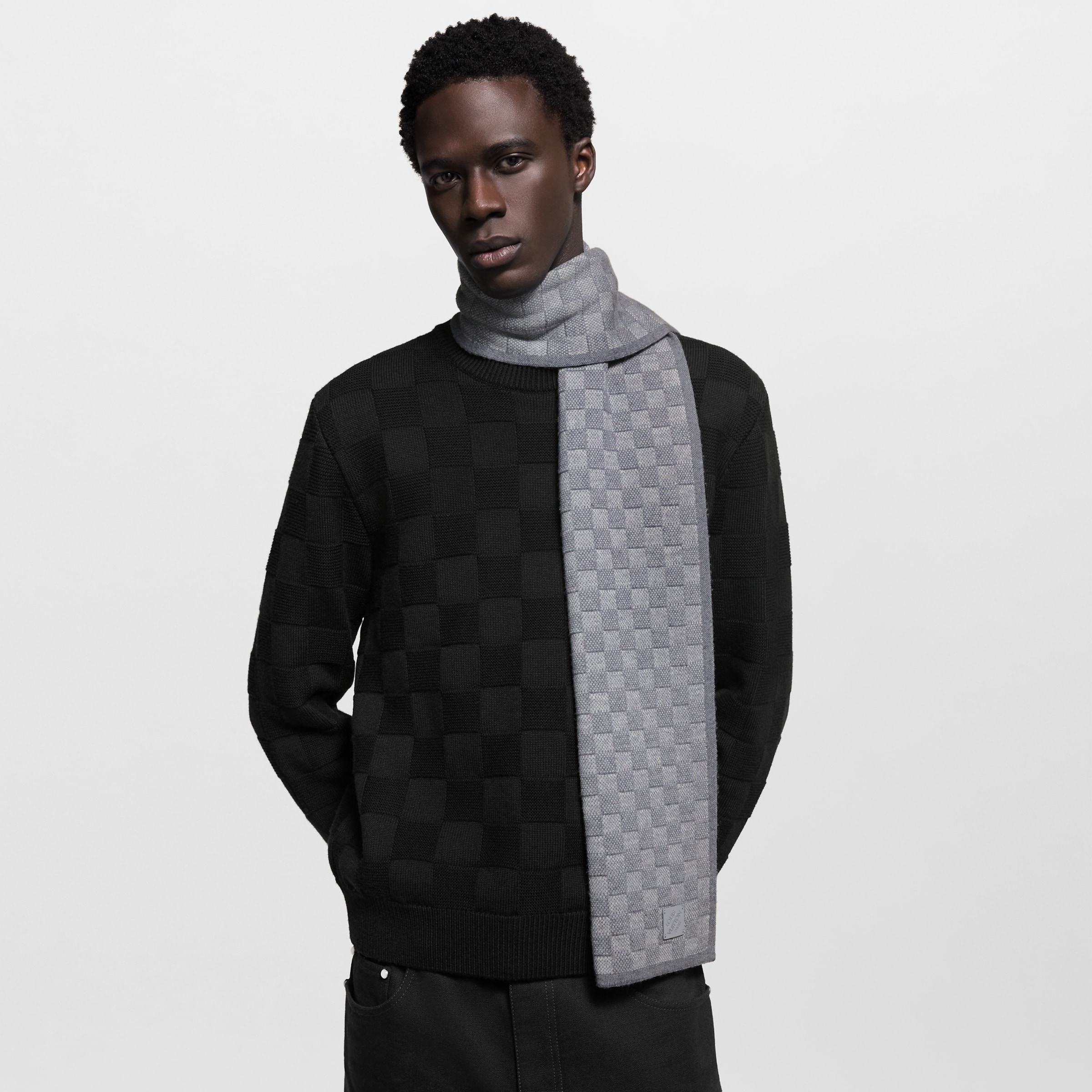 Louis Neo Petit Damier Scarf Grey