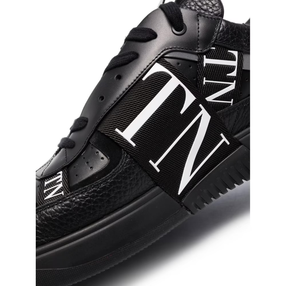 Vale Low Sneakers Black