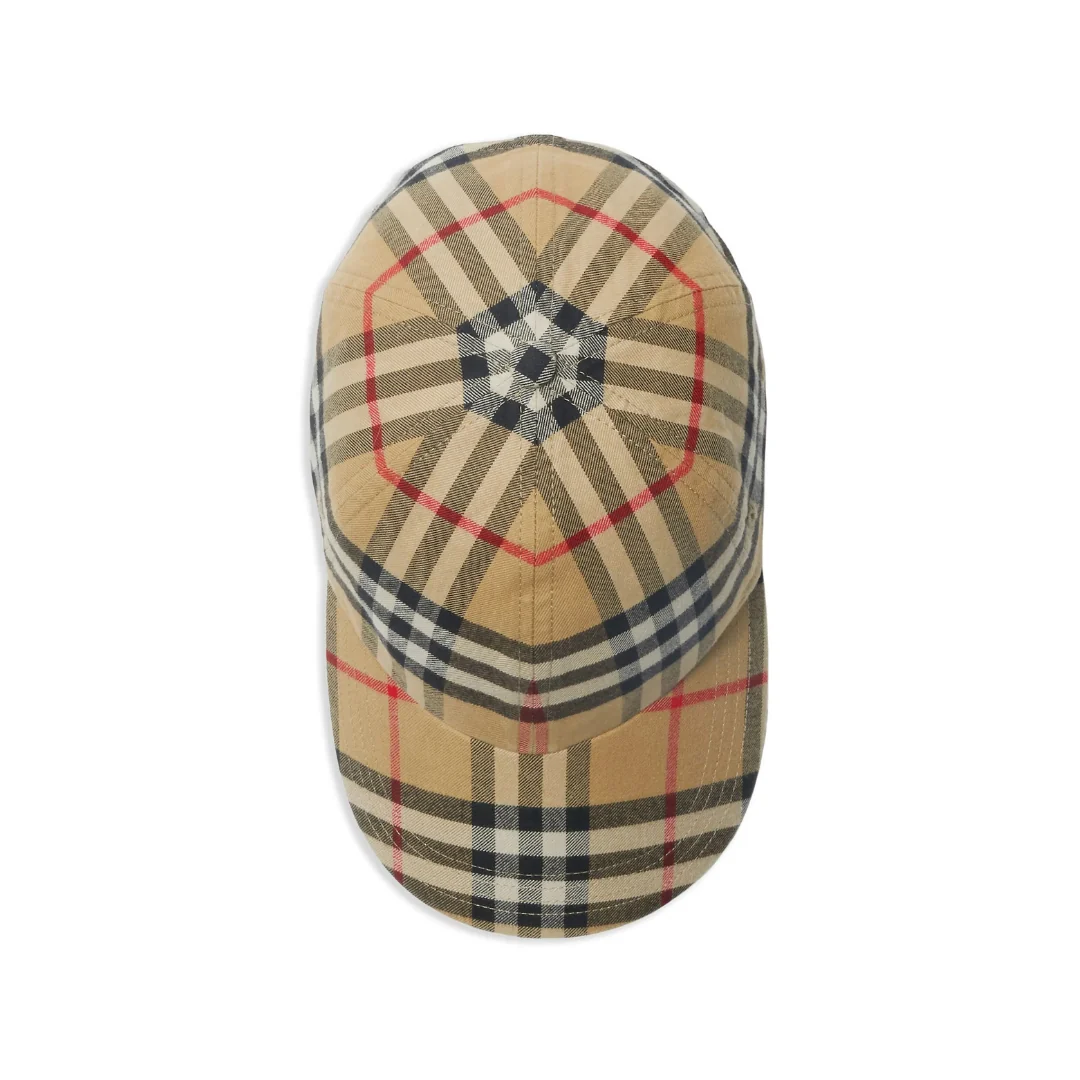 Brbrry Cap Monochromatic