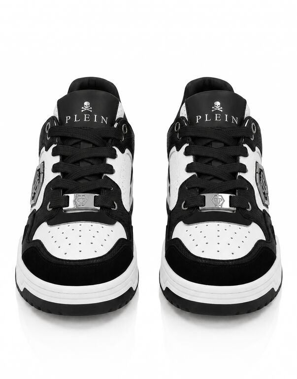 Plein Low Top Predator V2 Black/White