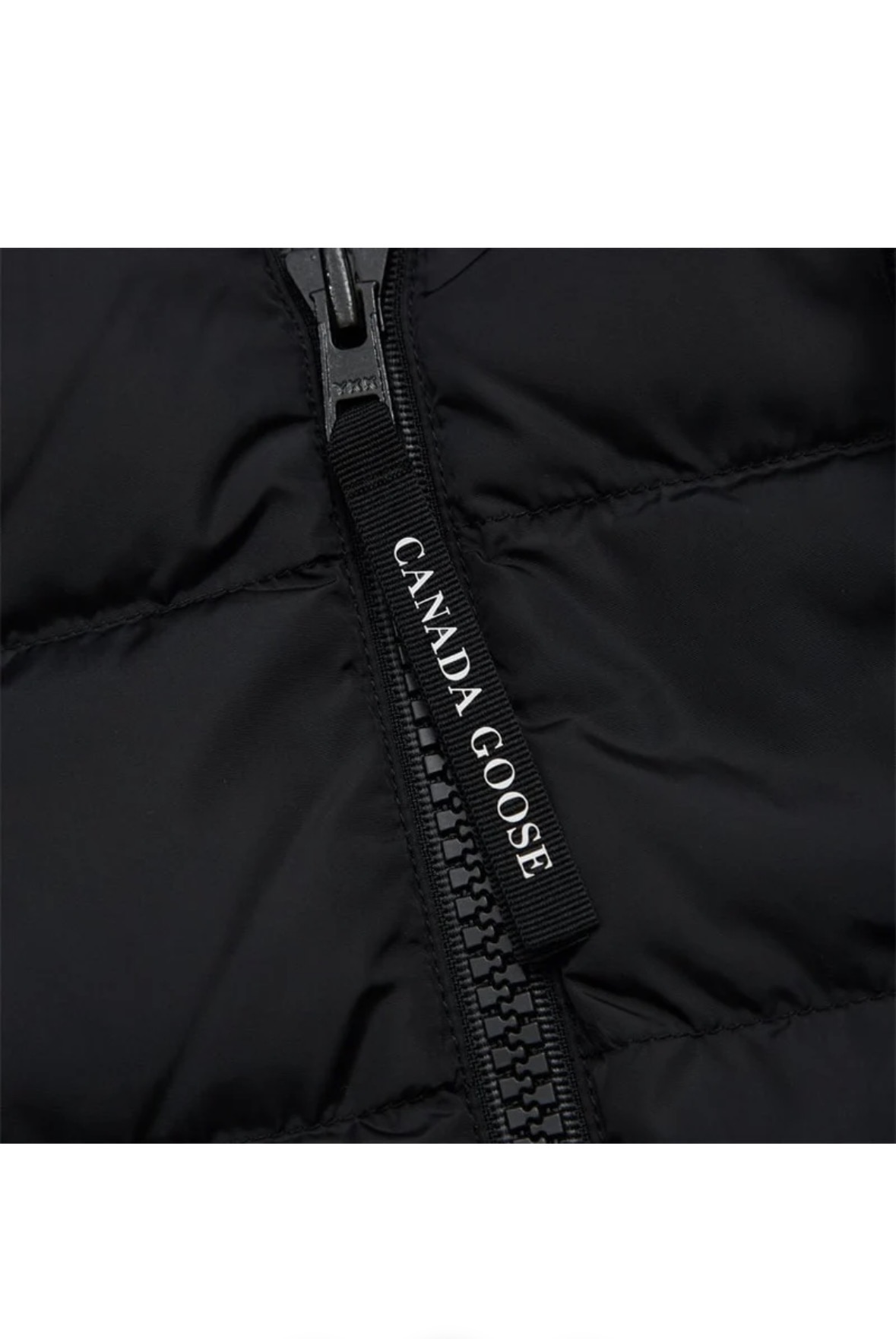 Goose Cardigan in Black
