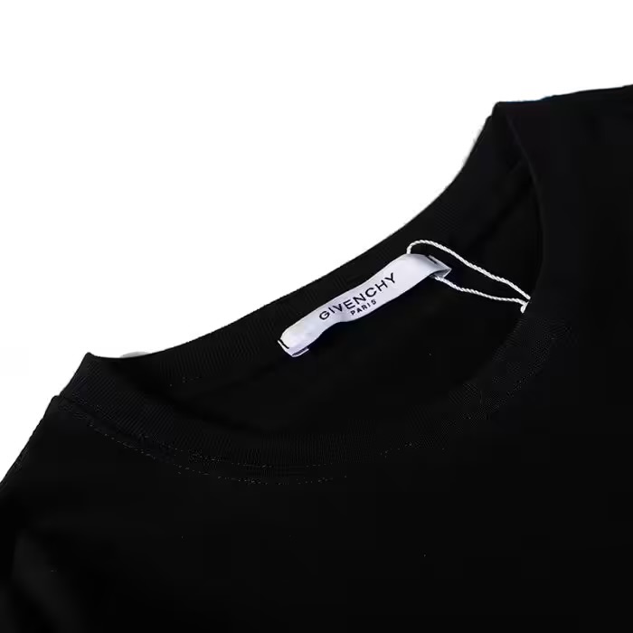 Gvnchy t-shirt in Black