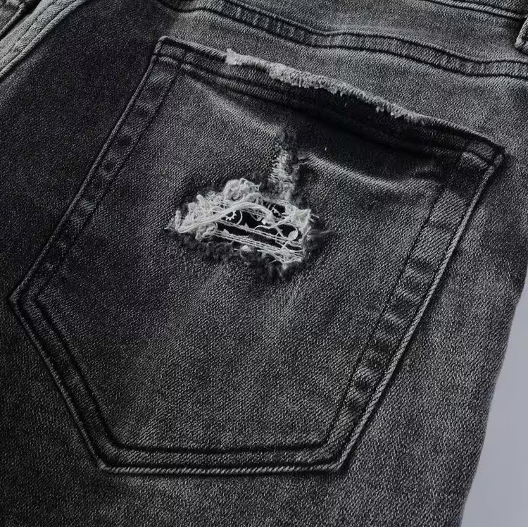 AMRI jeans