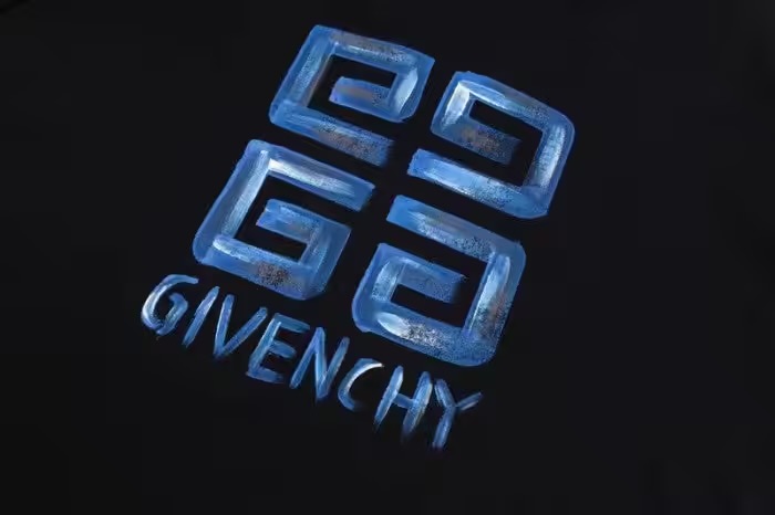 Gvnchy t-shirt Black