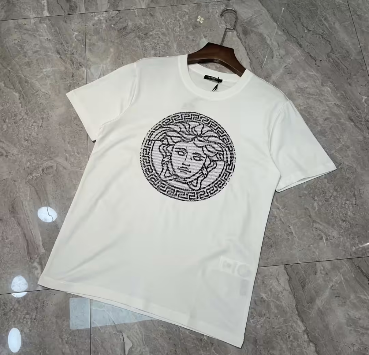 Vrsace T shirt in White